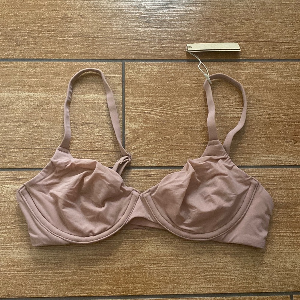 Skims underwire bra
